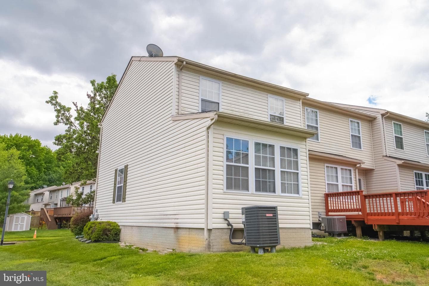 2021 Hackberry Road photo 31