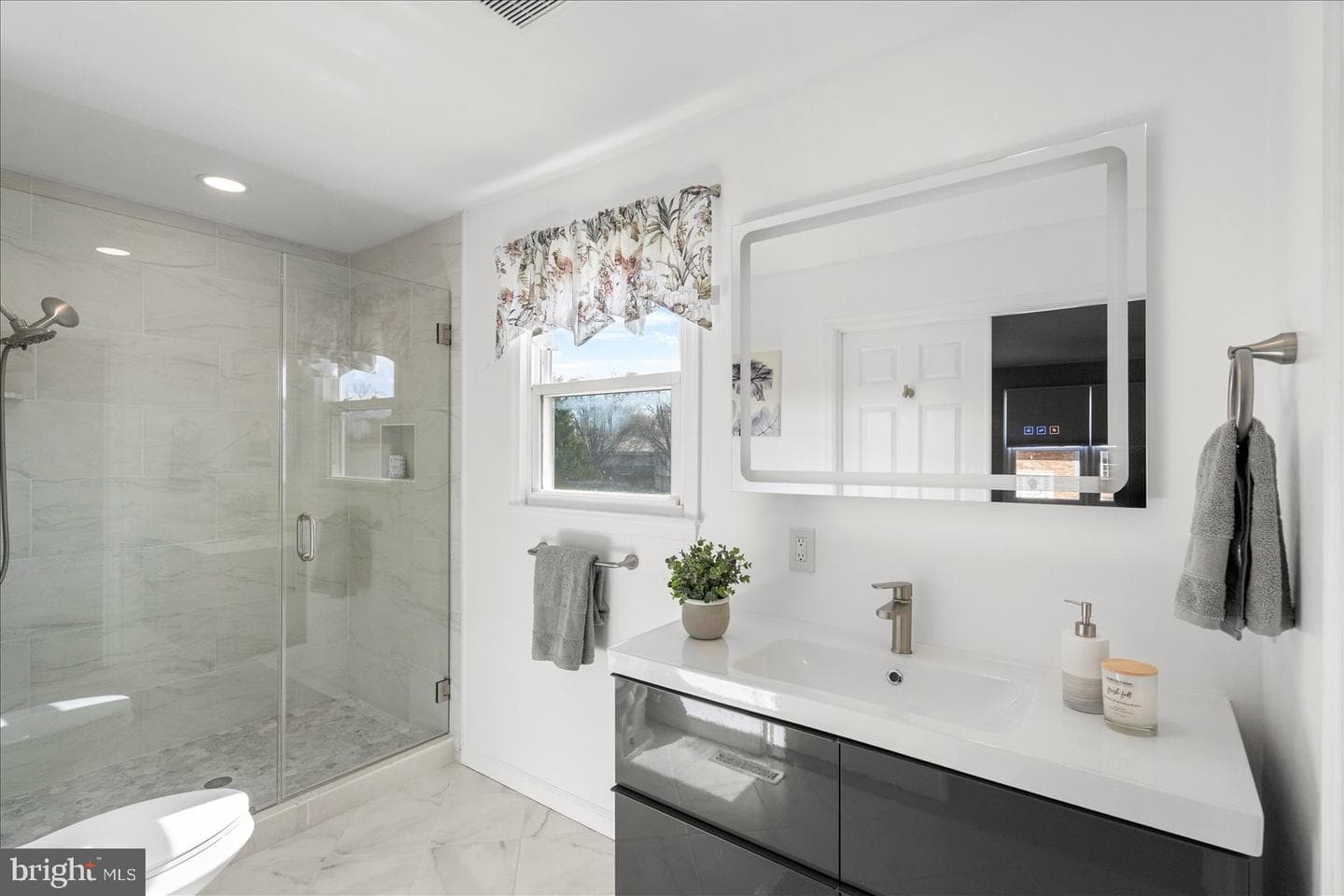 1111 Mirga Circle photo 16