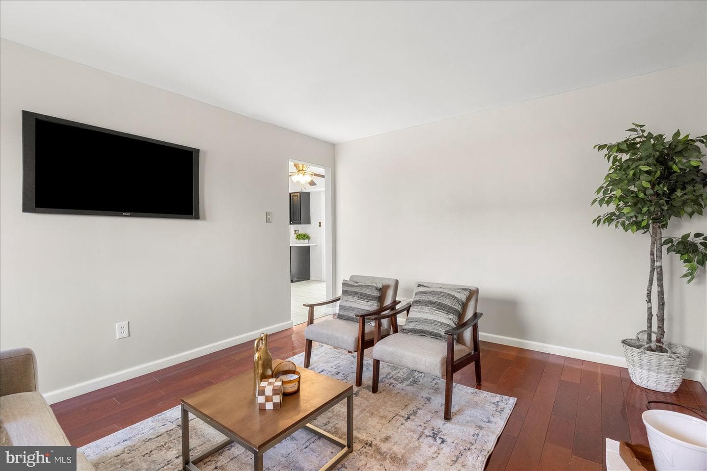 1111 Mirga Circle photo 8