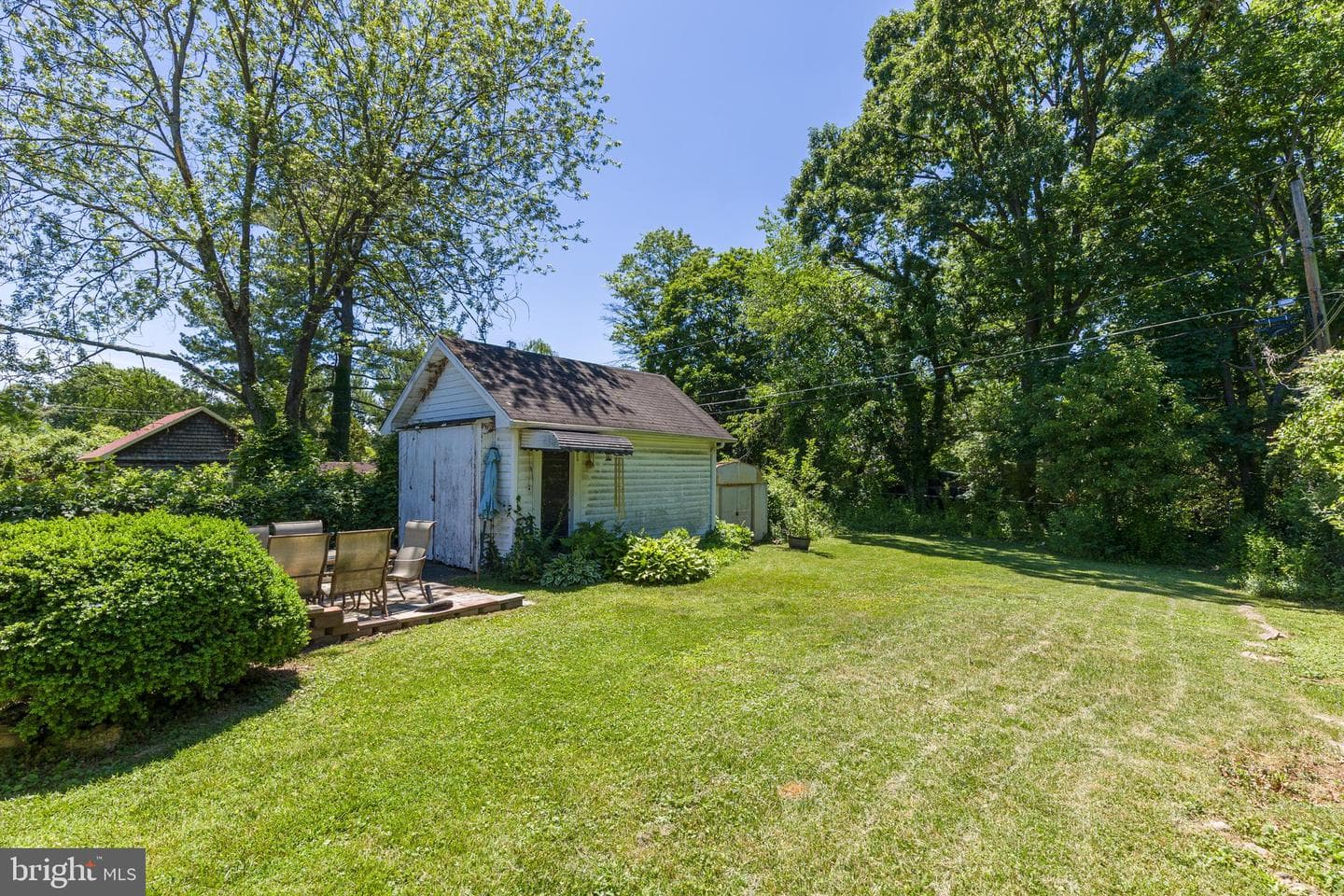 6426 Sherwood Road photo 39