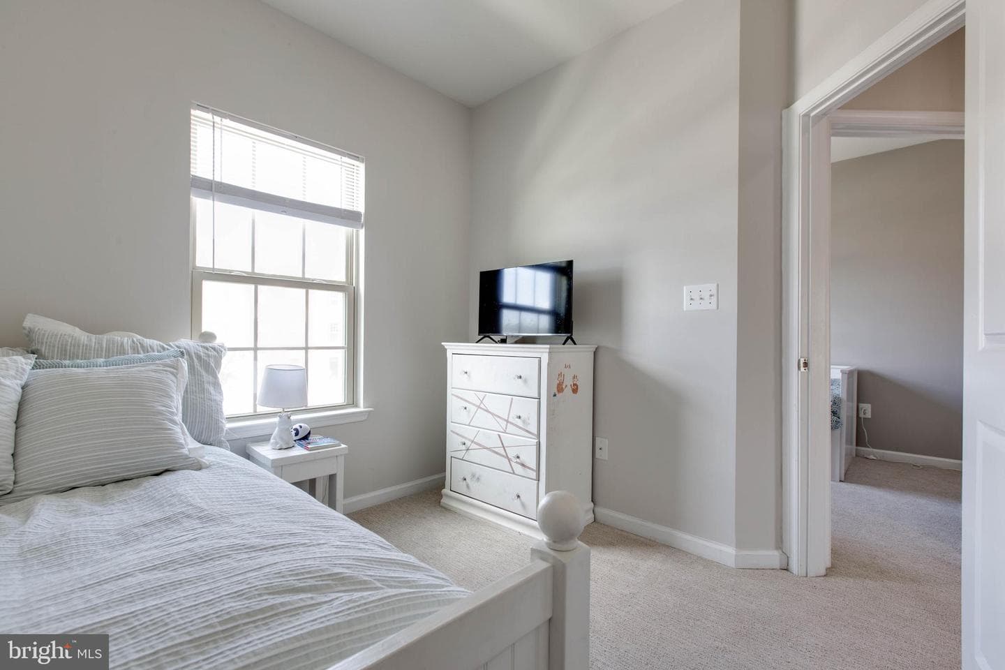 807 Foxleigh Way photo 29