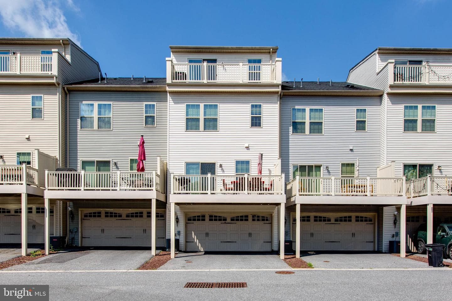 807 Foxleigh Way photo 44