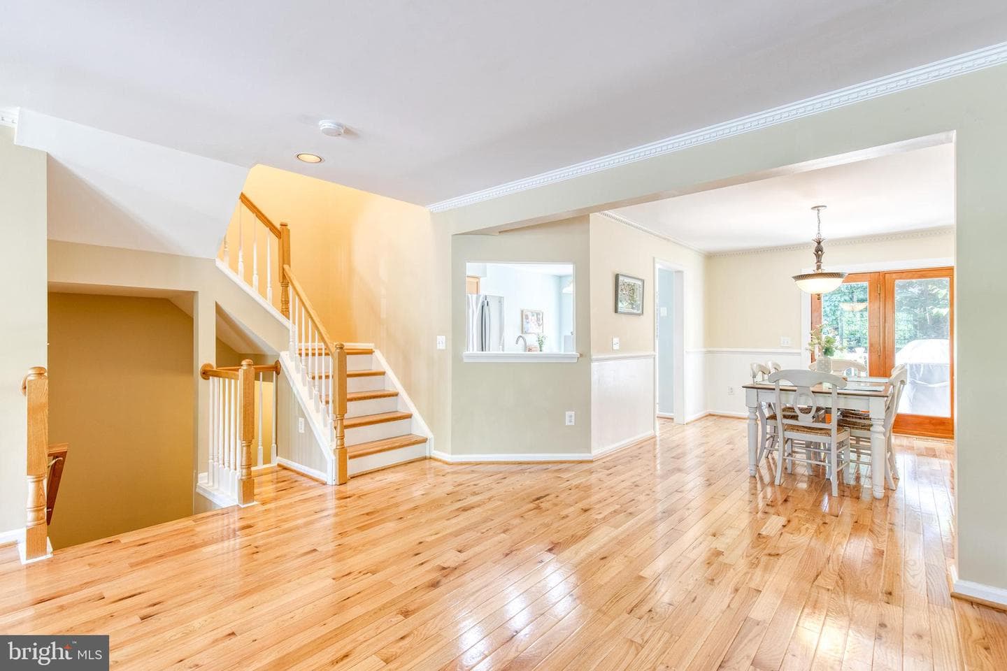 752 Leister Drive photo 9
