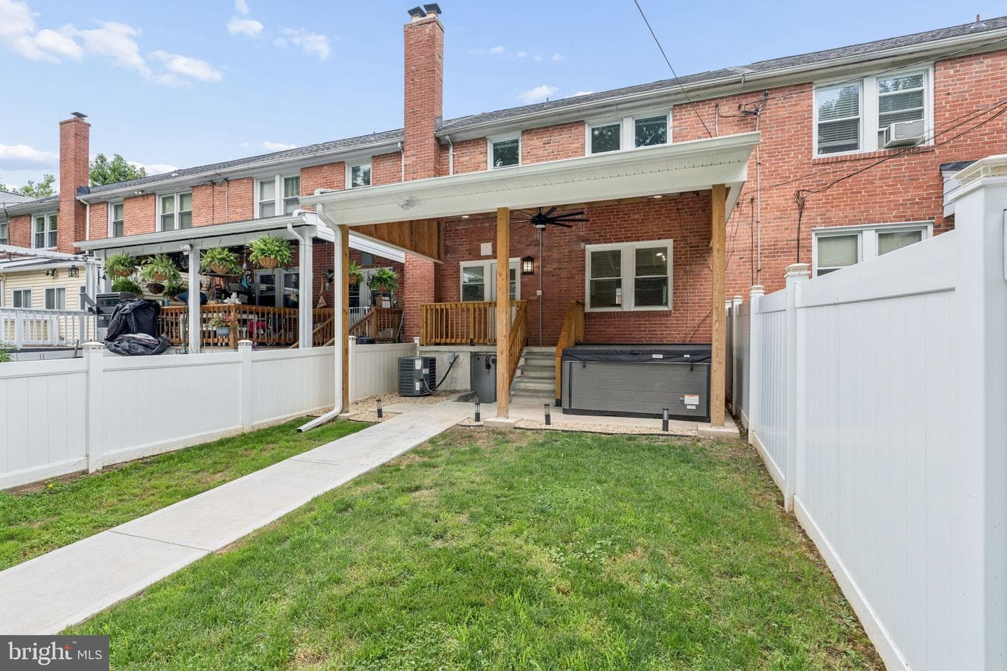 34 Briarwood Road photo 38