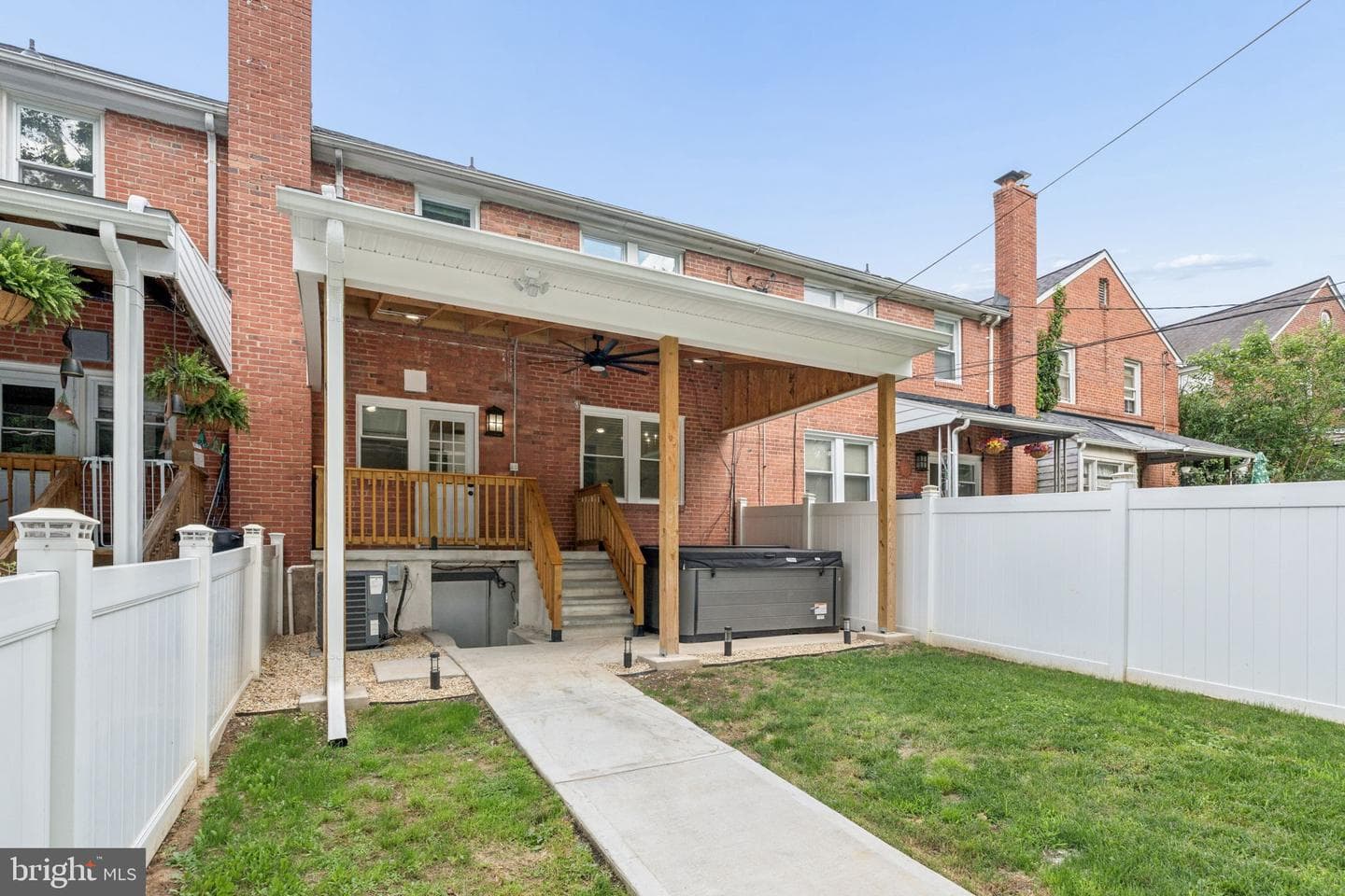 34 Briarwood Road photo 39