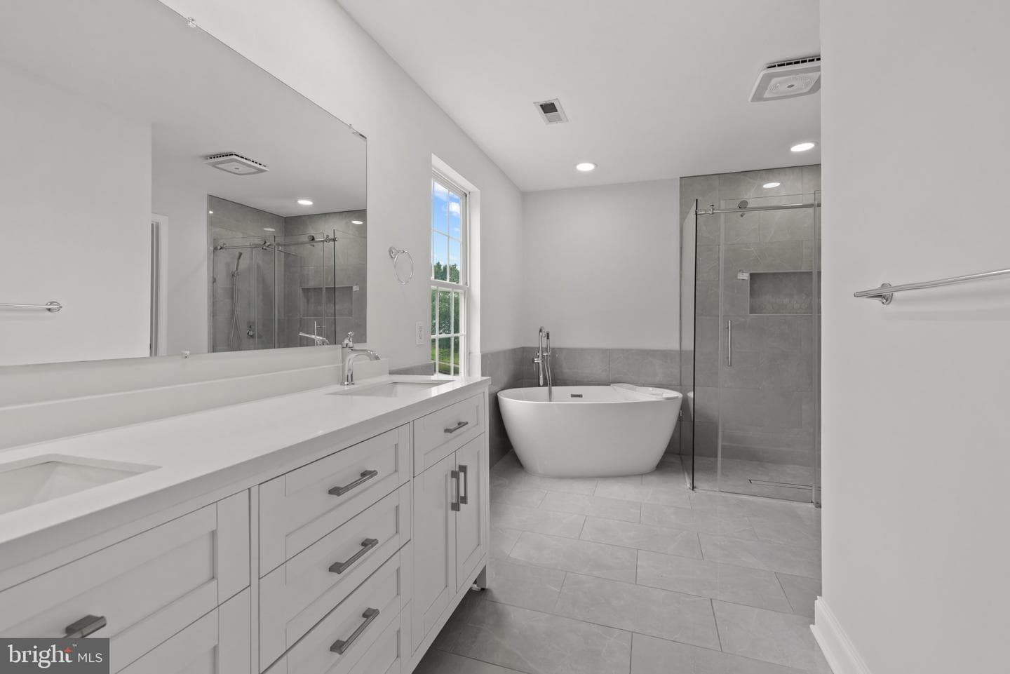 8132 Rose Haven Road photo 37