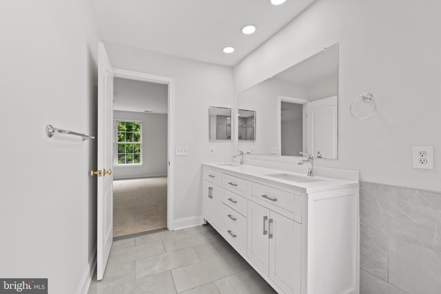 8132 Rose Haven Road photo 40