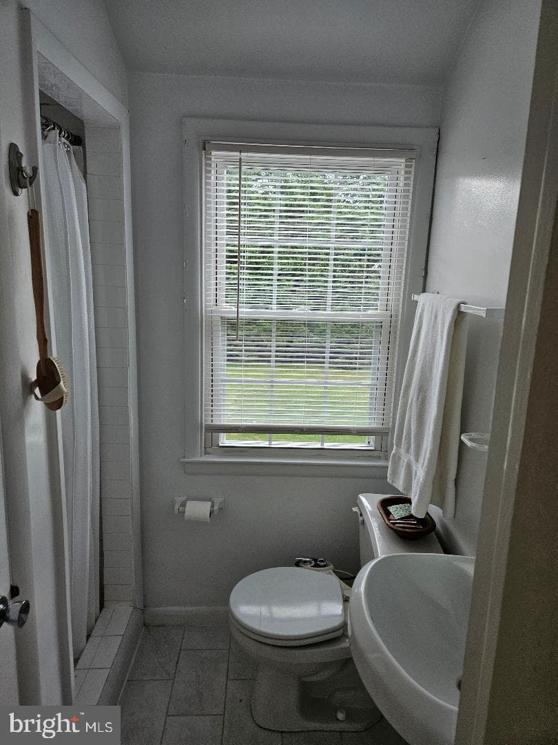 8423 Thornton Road photo 8