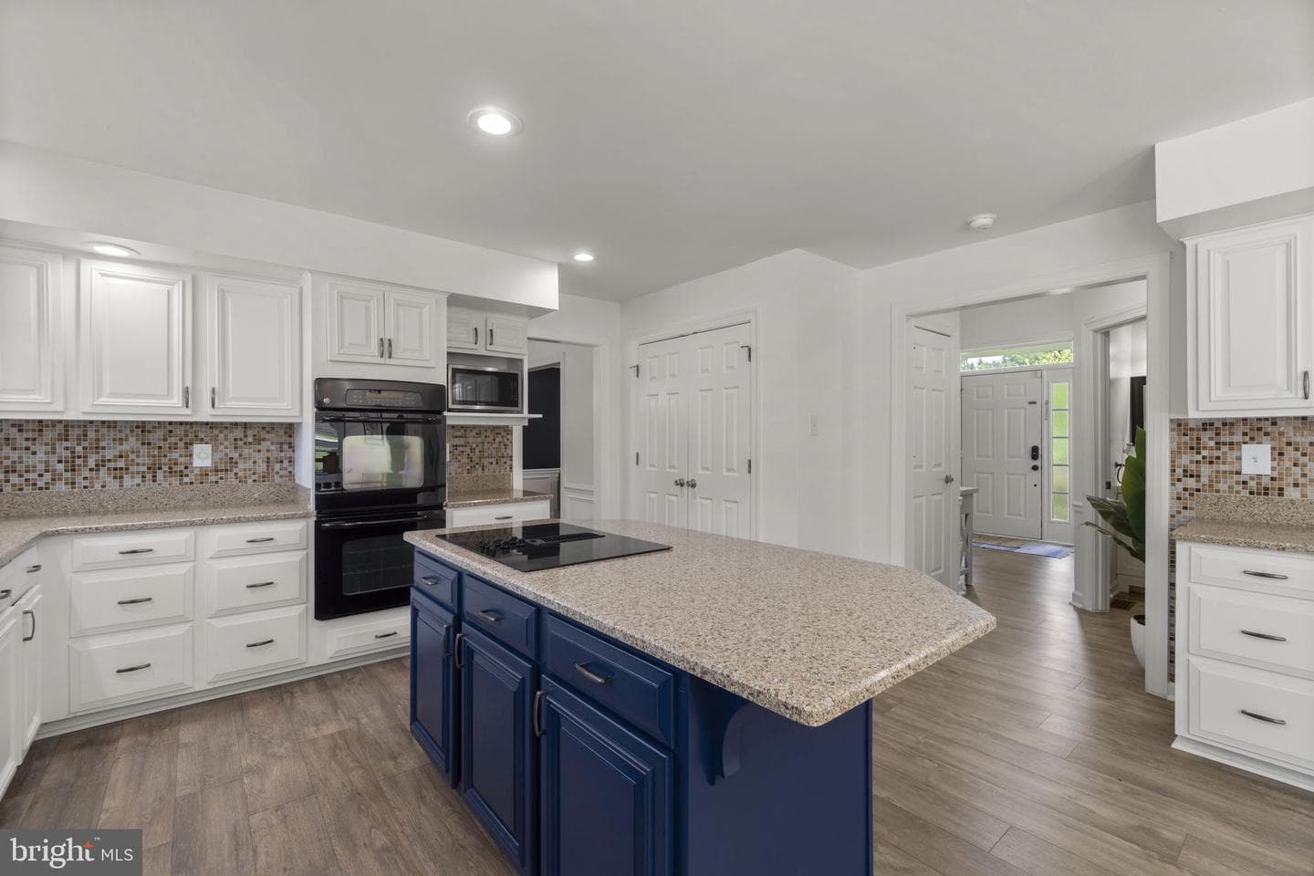 3713 Birchmere Court photo 12