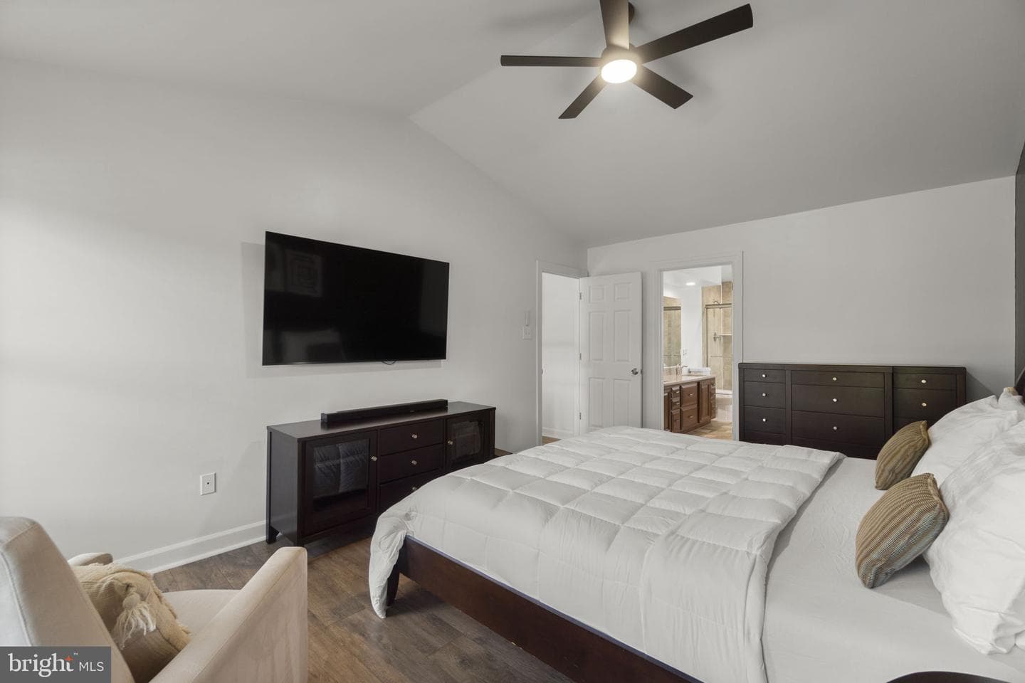 3713 Birchmere Court photo 28