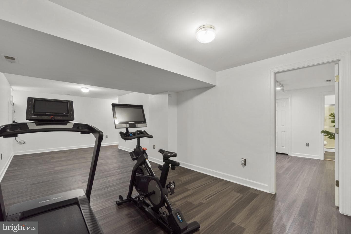 3713 Birchmere Court photo 45