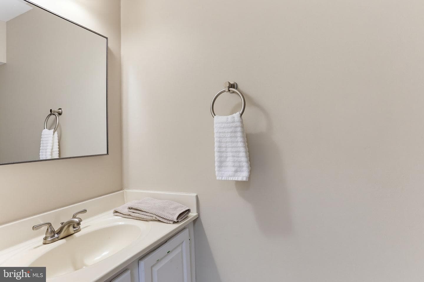 42 Rhodes Place photo 11