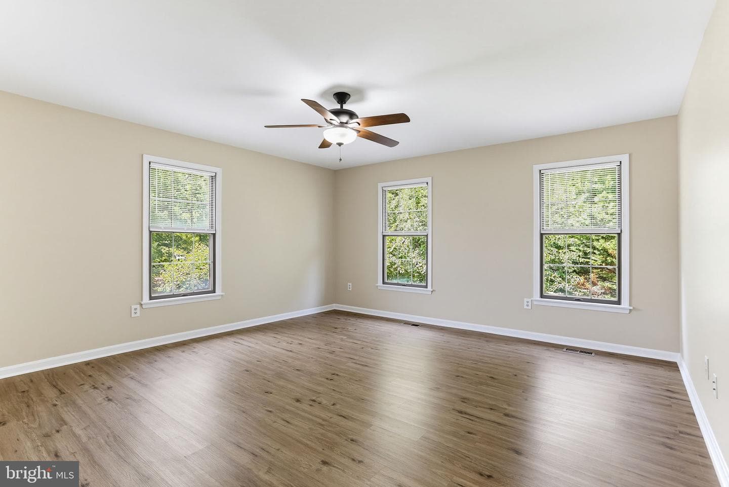 42 Rhodes Place photo 13
