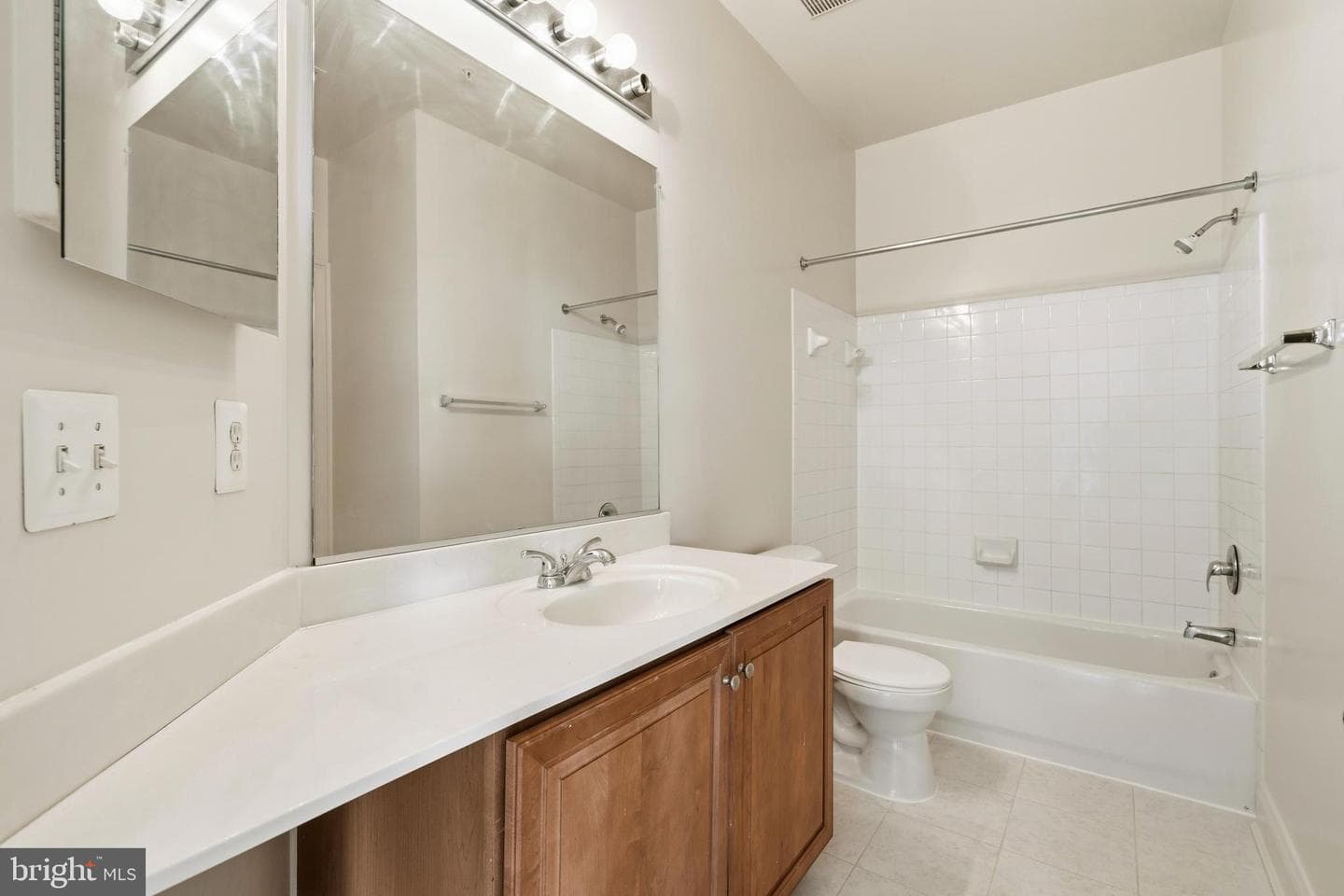 7402 Chadwell Circle #301 photo 10