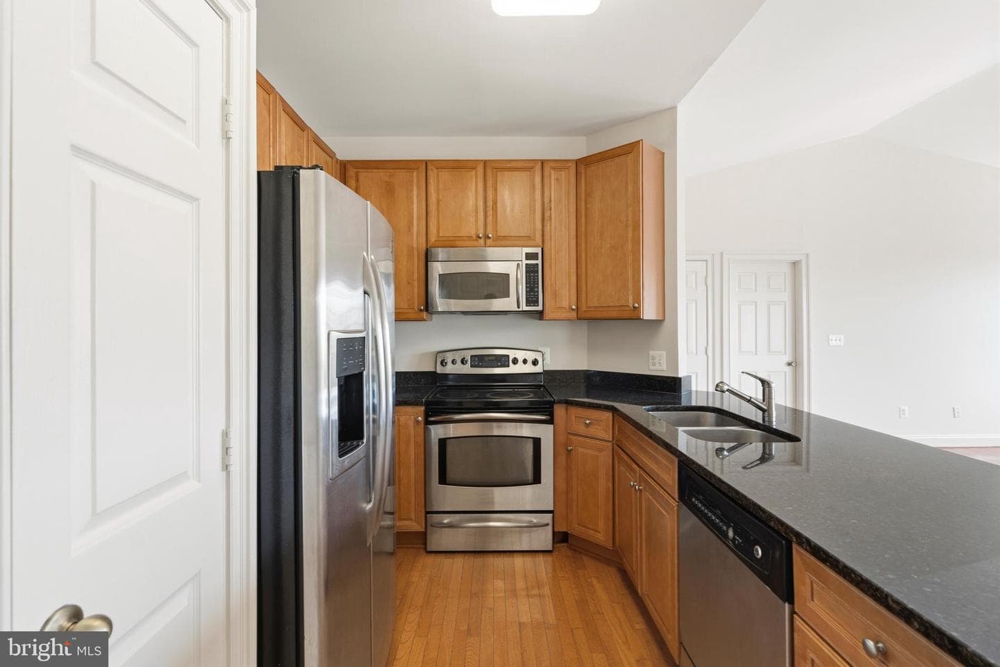 7402 Chadwell Circle #301 photo 6