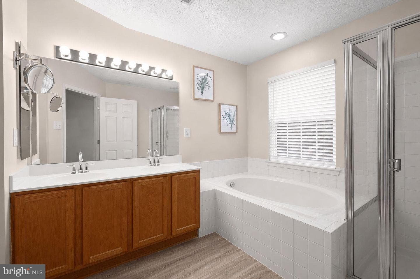 9831 Bayline Circle photo 15