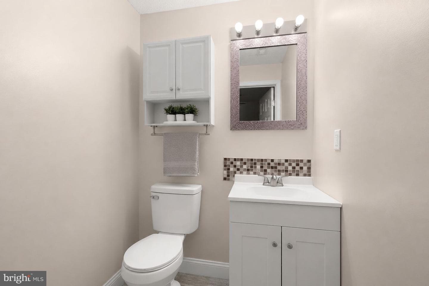 9831 Bayline Circle photo 23