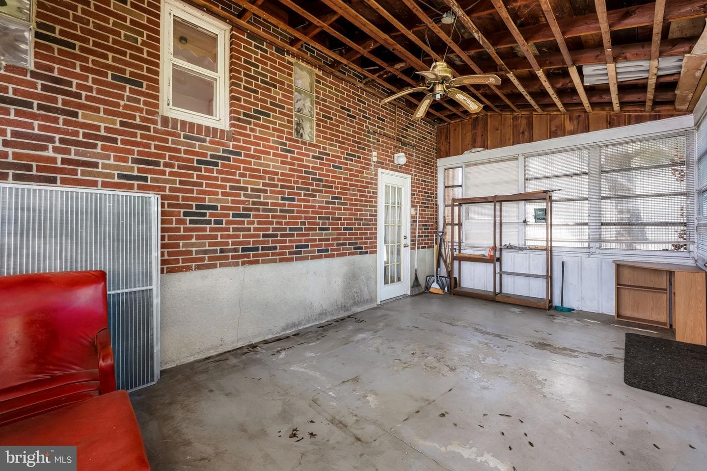 5321 Kenwood Avenue photo 21