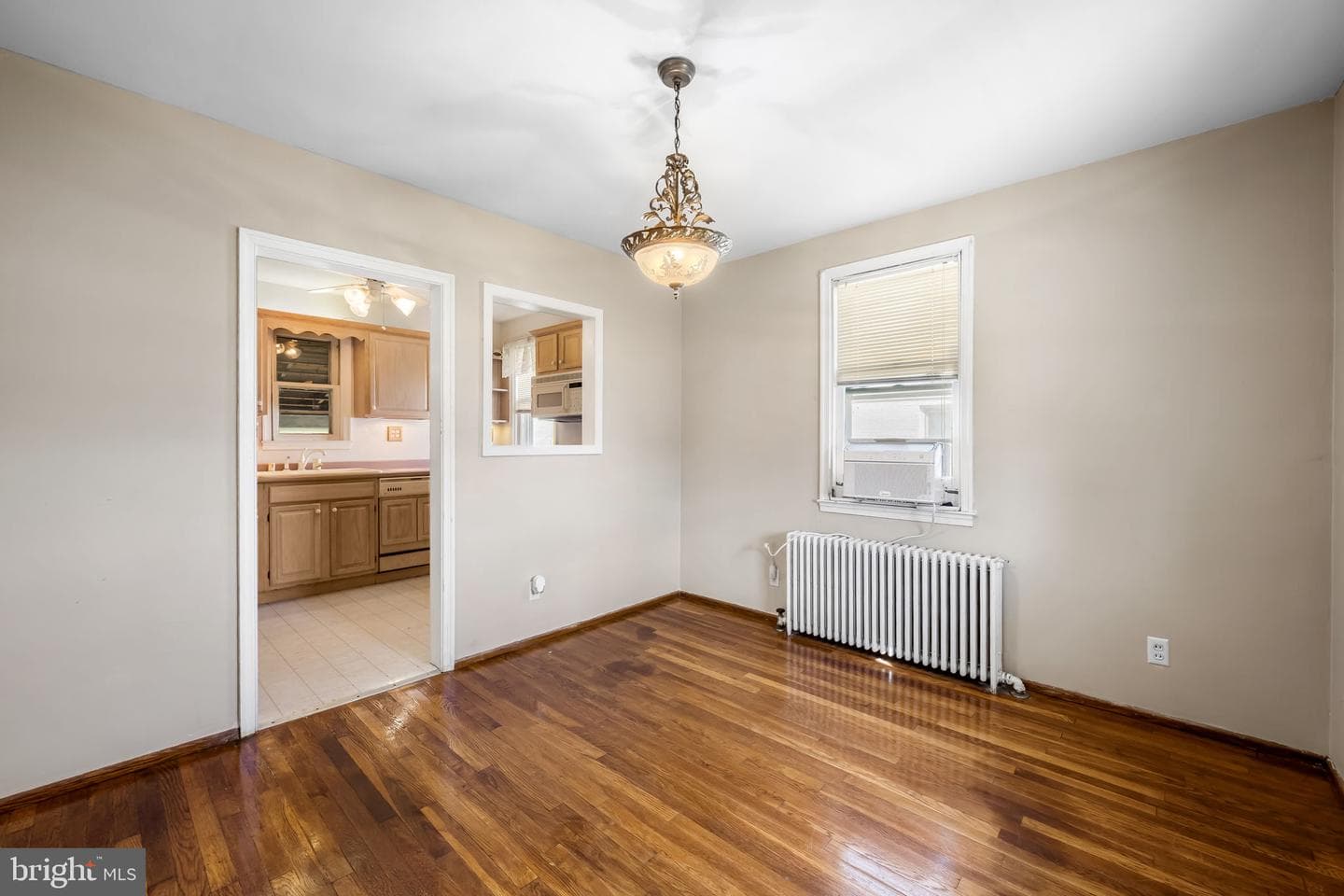 5321 Kenwood Avenue photo 7