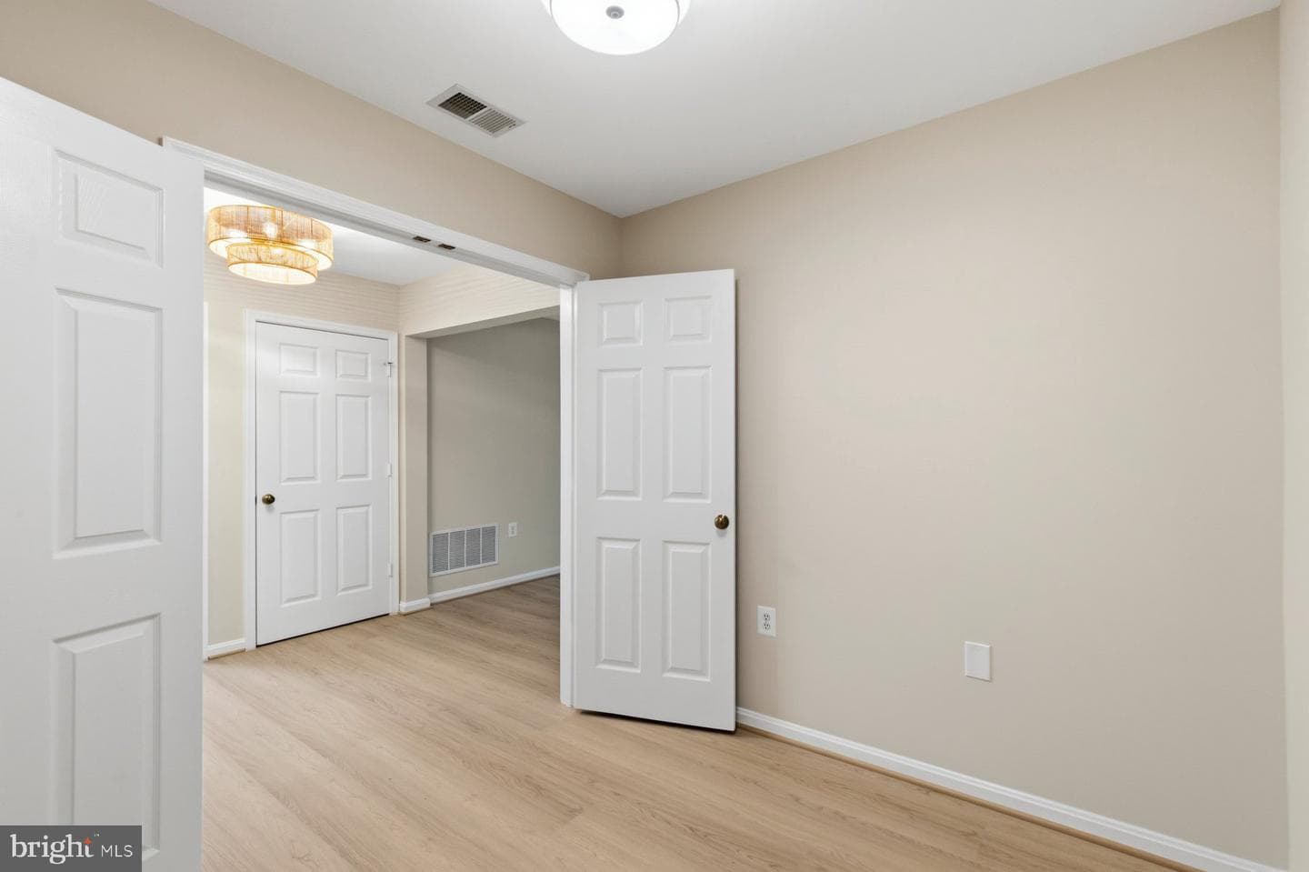 9400 Wordsworth Way #103 photo 10