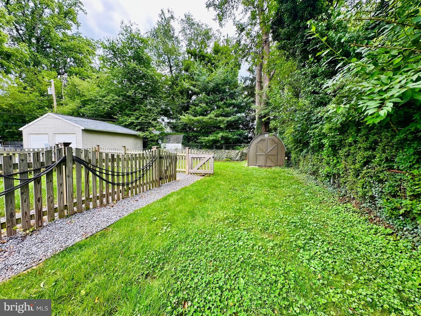 607 Glenrock Road photo 32
