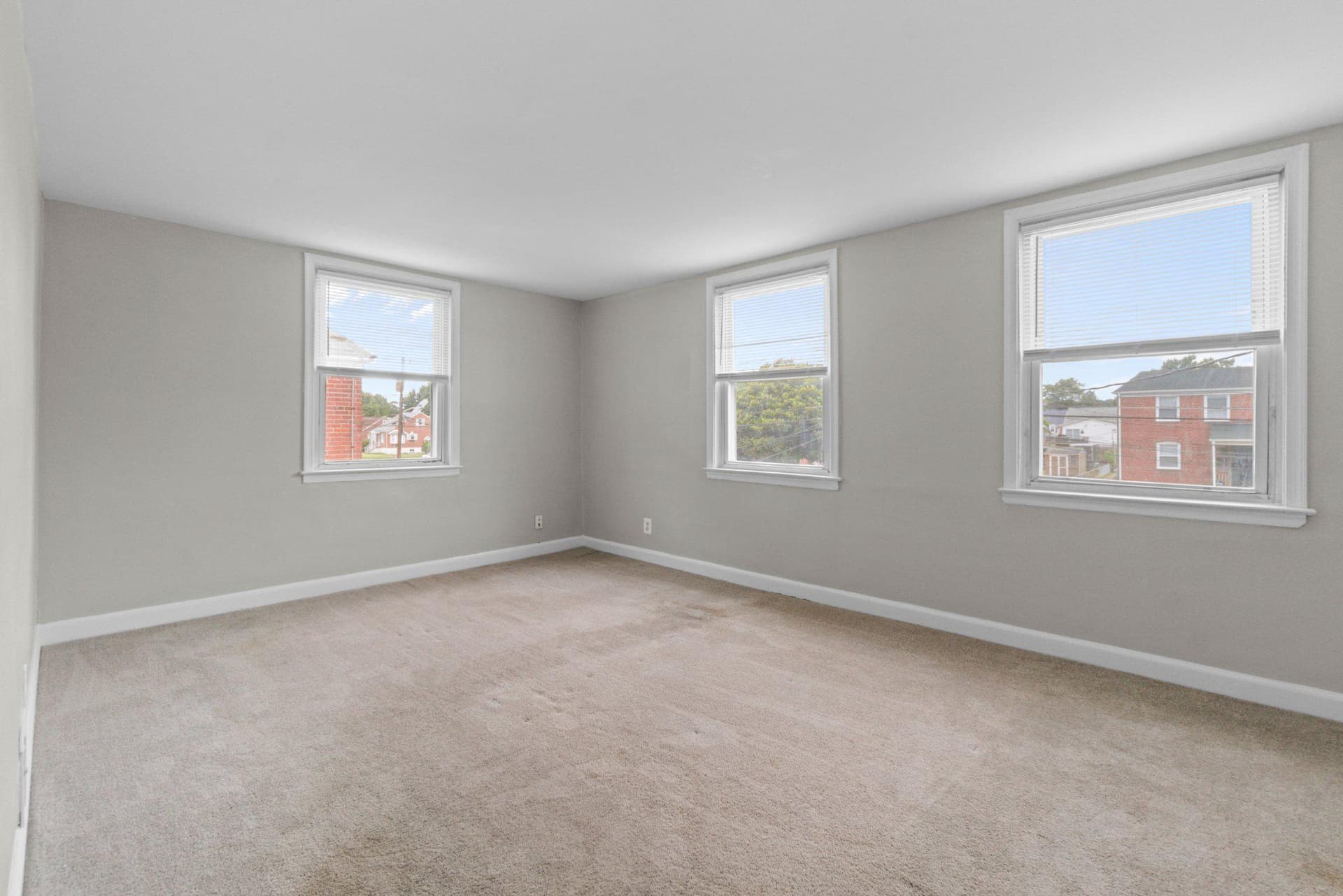 617 Delaware Avenue photo 13