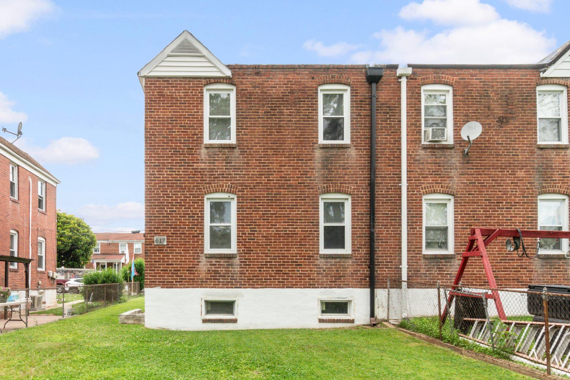 617 Delaware Avenue photo 27