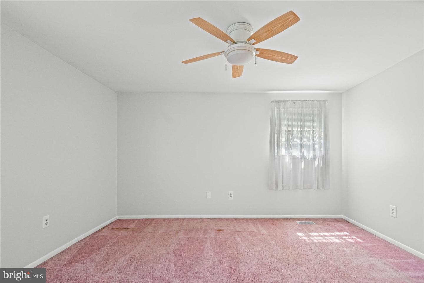 4800 Galley Road photo 23