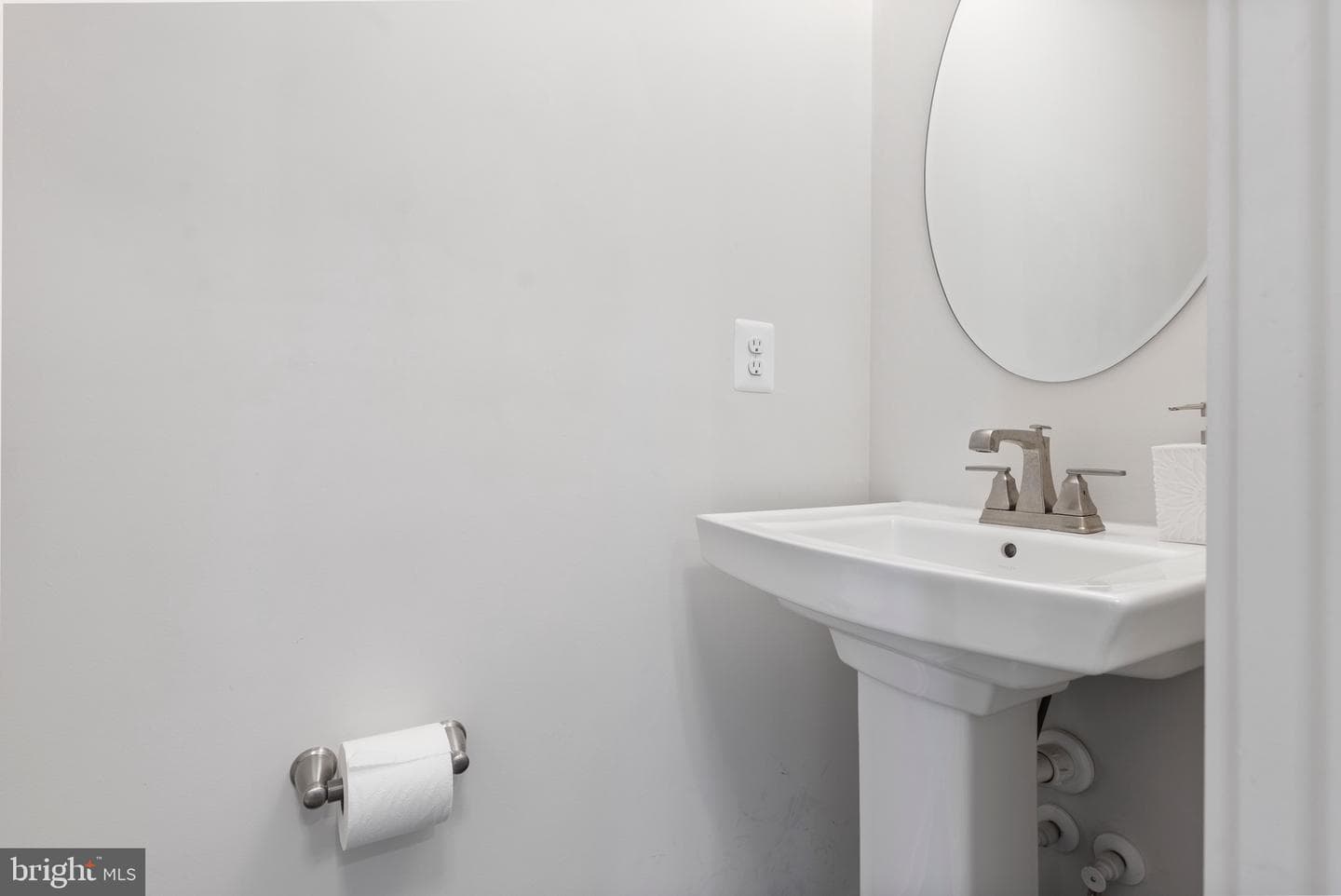 418 Redbridge Street photo 14