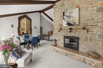 2212 Corbett Road photo 20