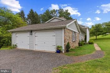 2212 Corbett Road photo 34