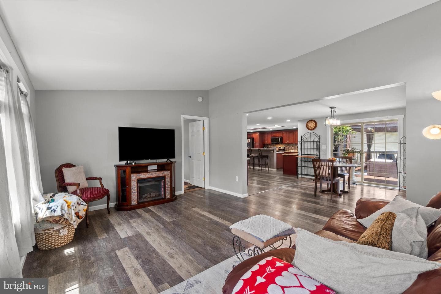 11134 Philadelphia Road photo 14