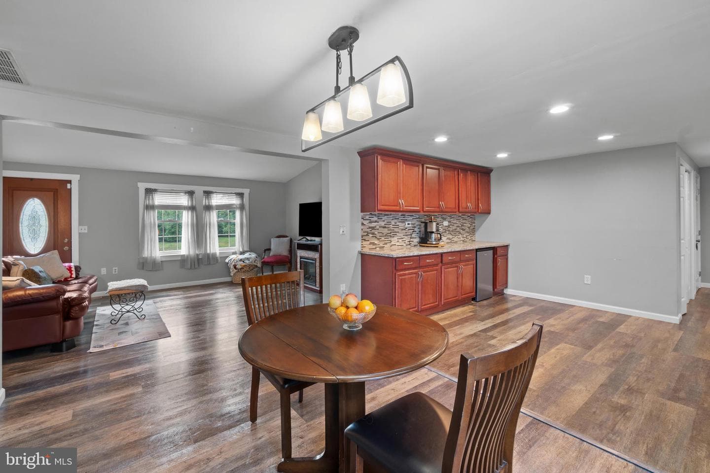 11134 Philadelphia Road photo 17