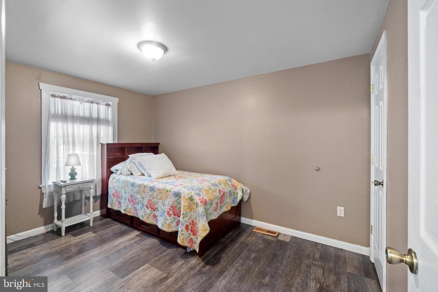 11134 Philadelphia Road photo 20