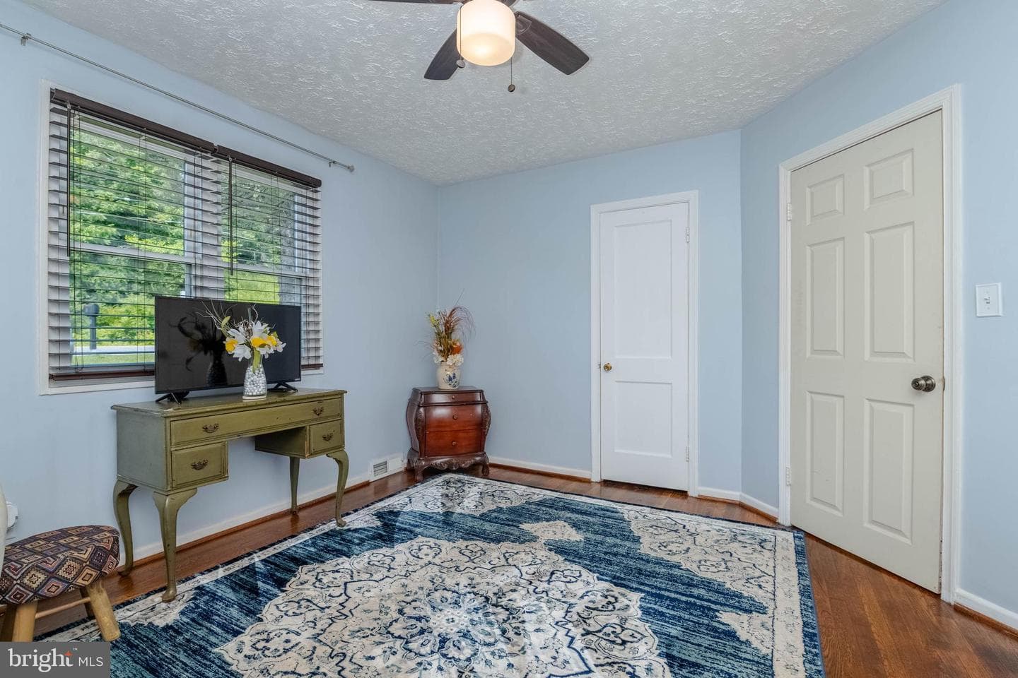 411 Warren Road photo 22