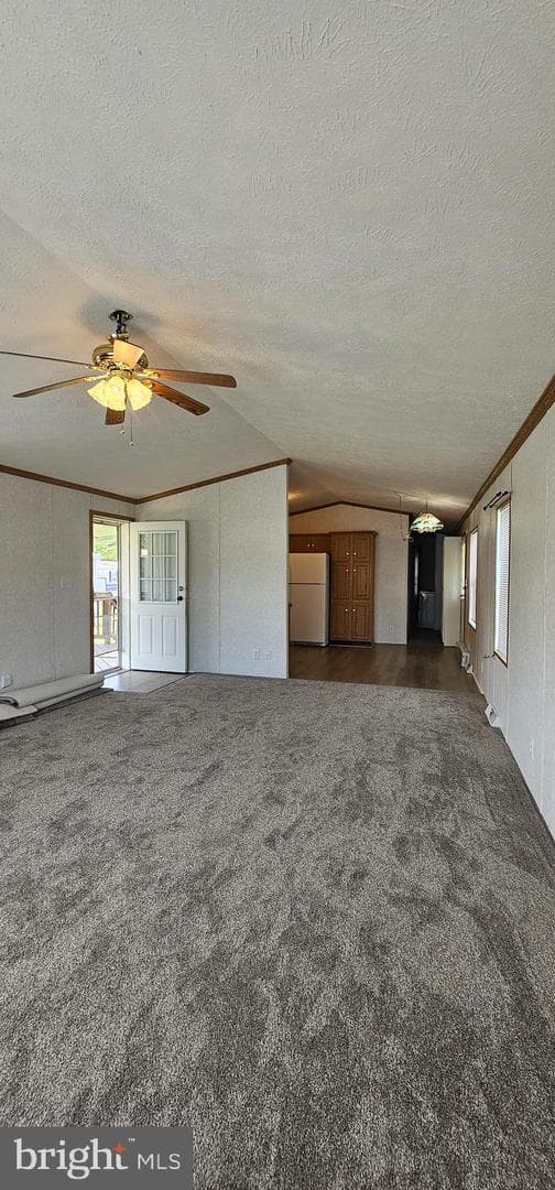 110 Roundup Road, Middle River