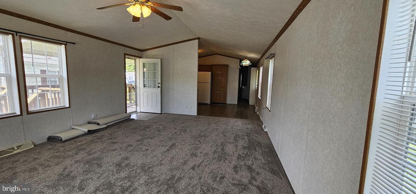 110 Roundup Road photo 4