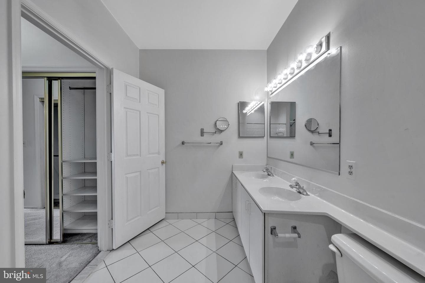9219 Groffs Mill Drive #9219 photo 27