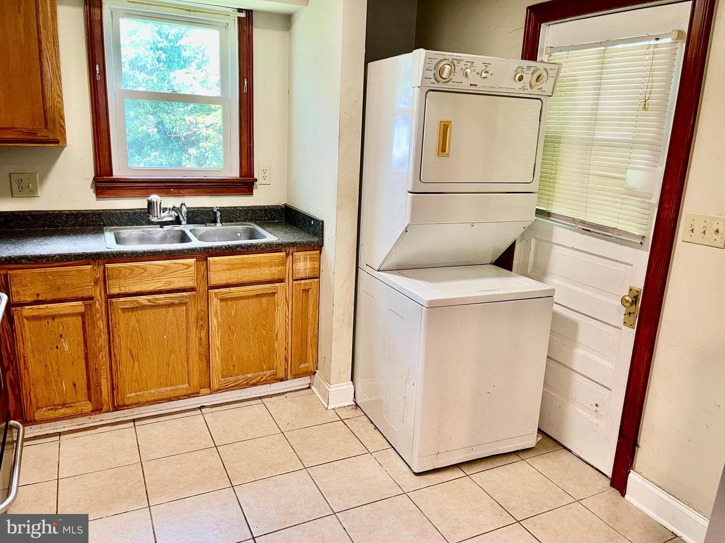 10 Avenal Road photo 22