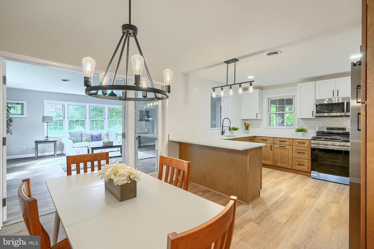 1237 48th Street photo 13