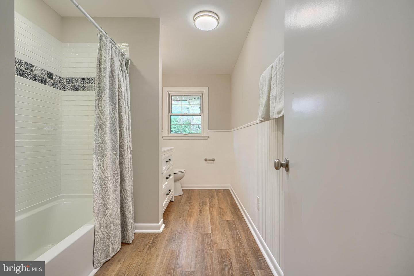 1237 48th Street photo 33