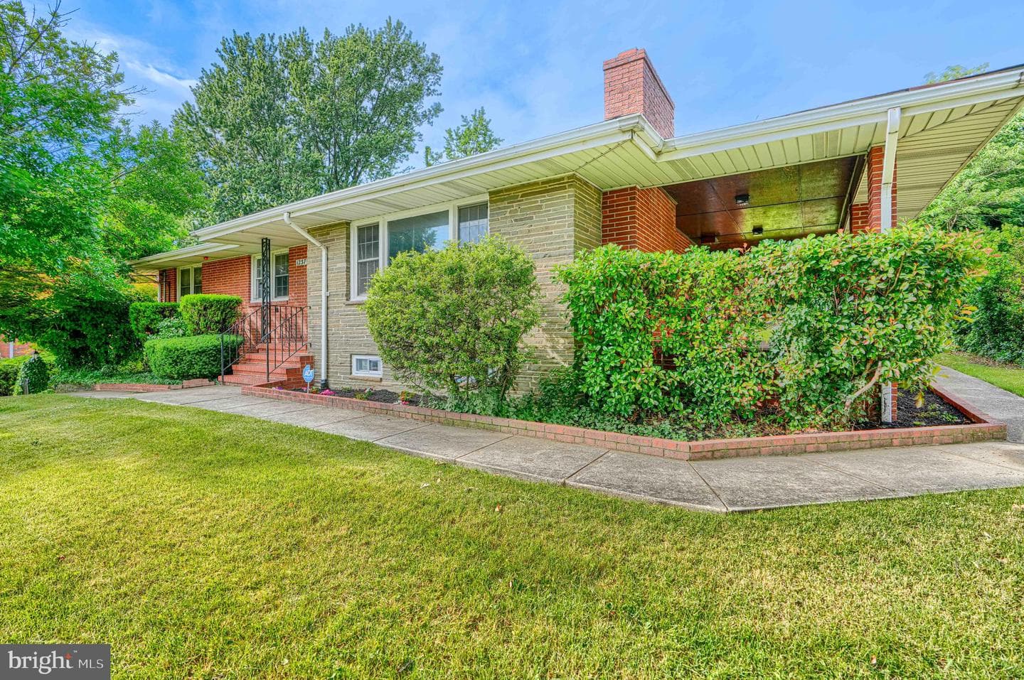 1237 48th Street photo 4