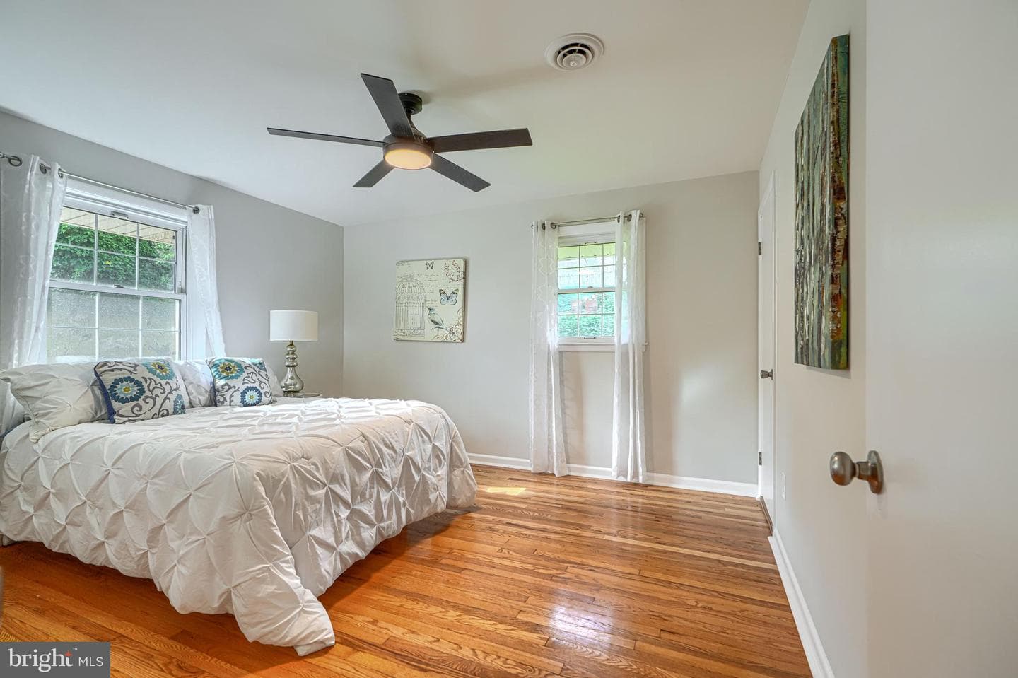 1237 48th Street photo 44