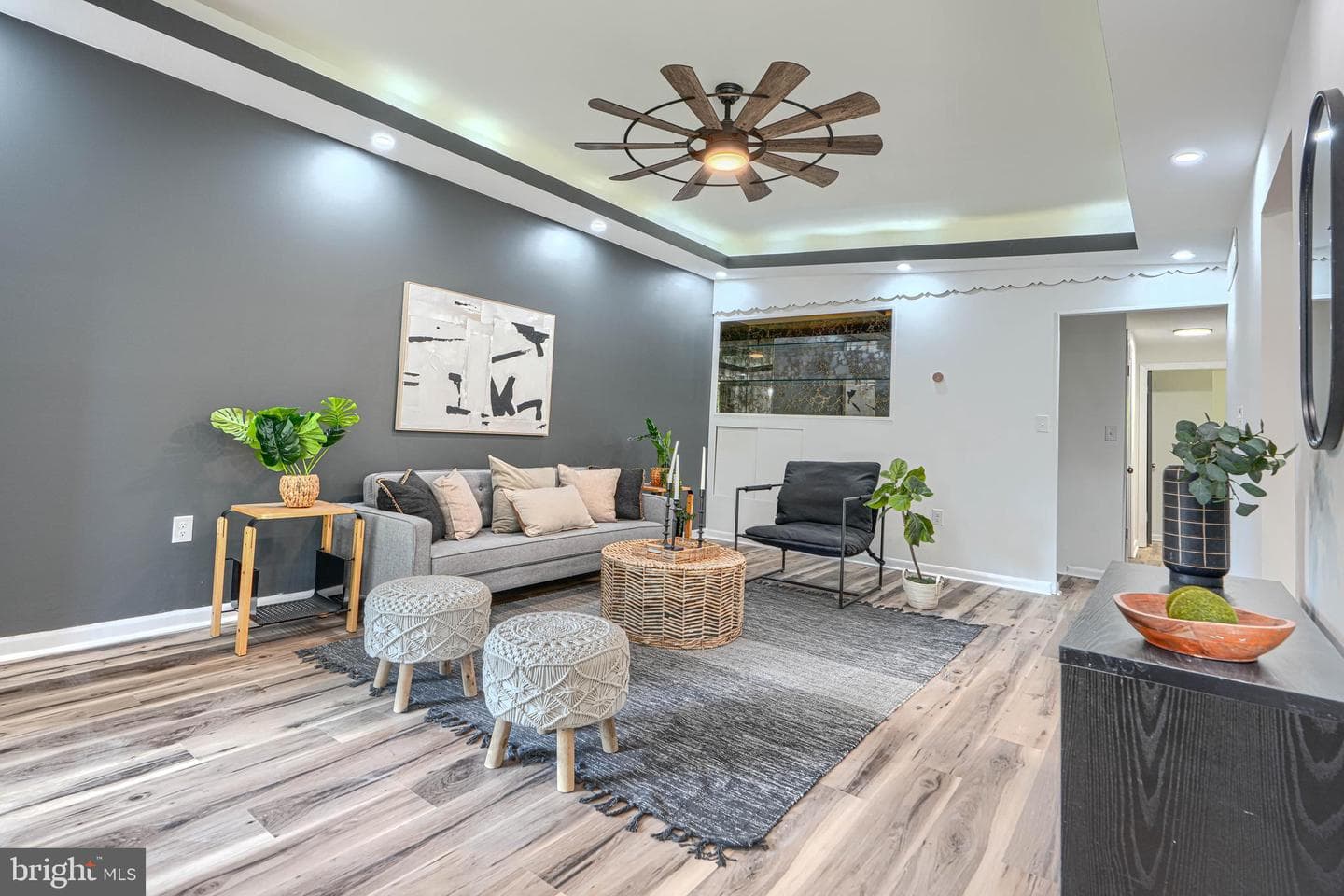 6821 Barnett Road photo 10