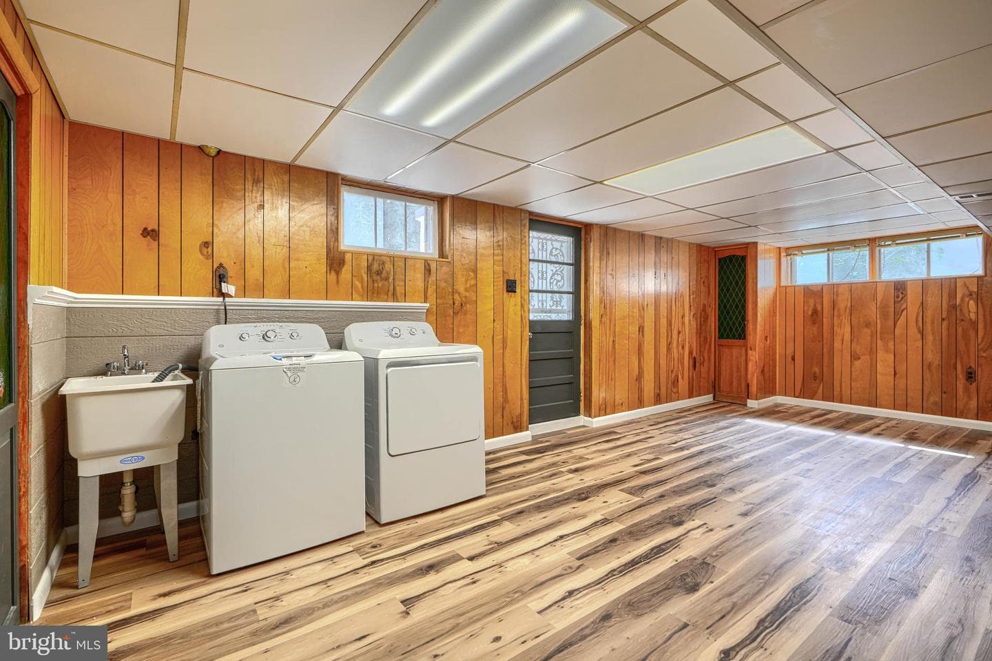 6821 Barnett Road photo 32