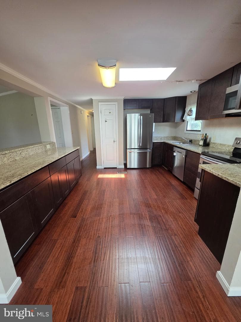 24 Tearose Dr photo 8