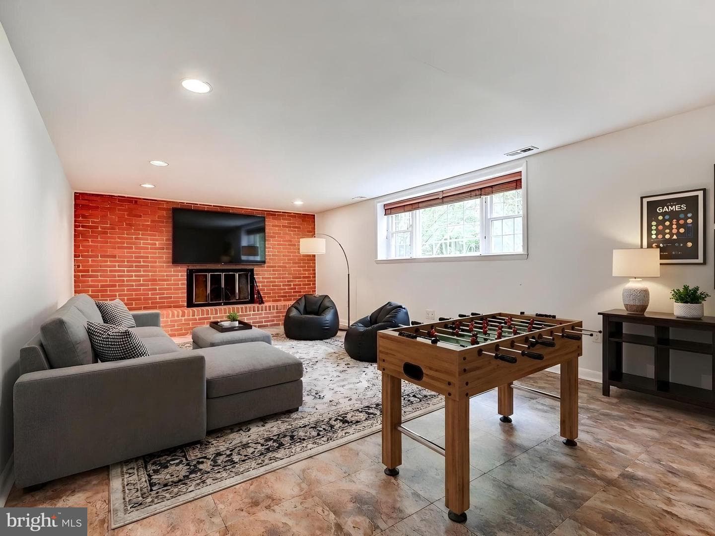 10832 Stevenson Road photo 8