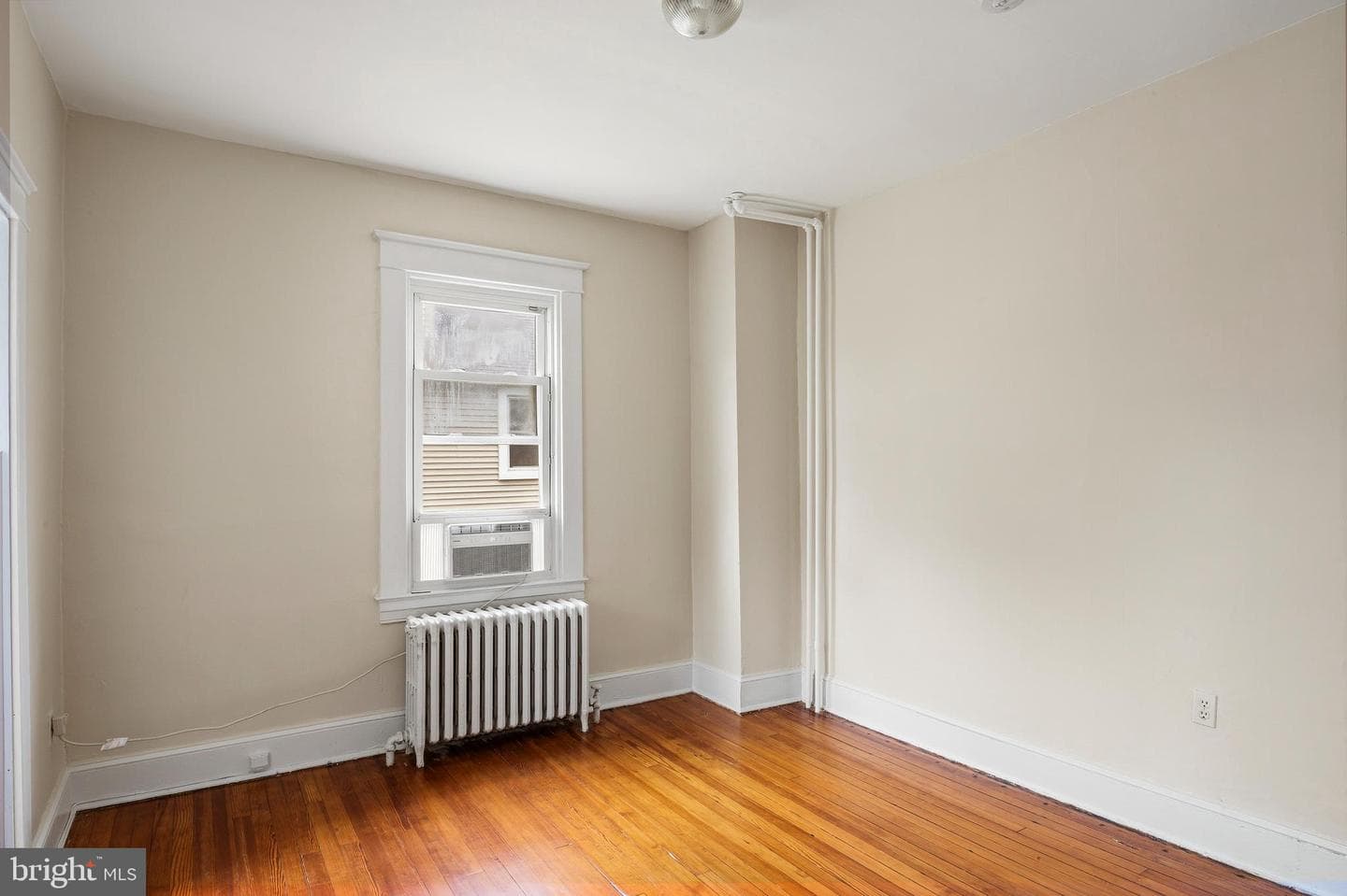 910 Saint Charles Avenue photo 17