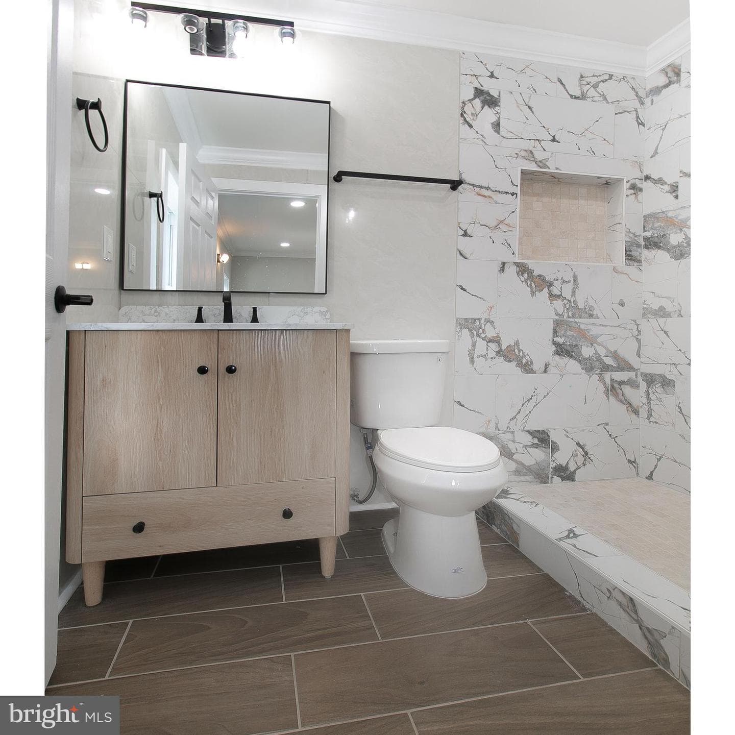 3437 Liberty Gardens Road photo 30
