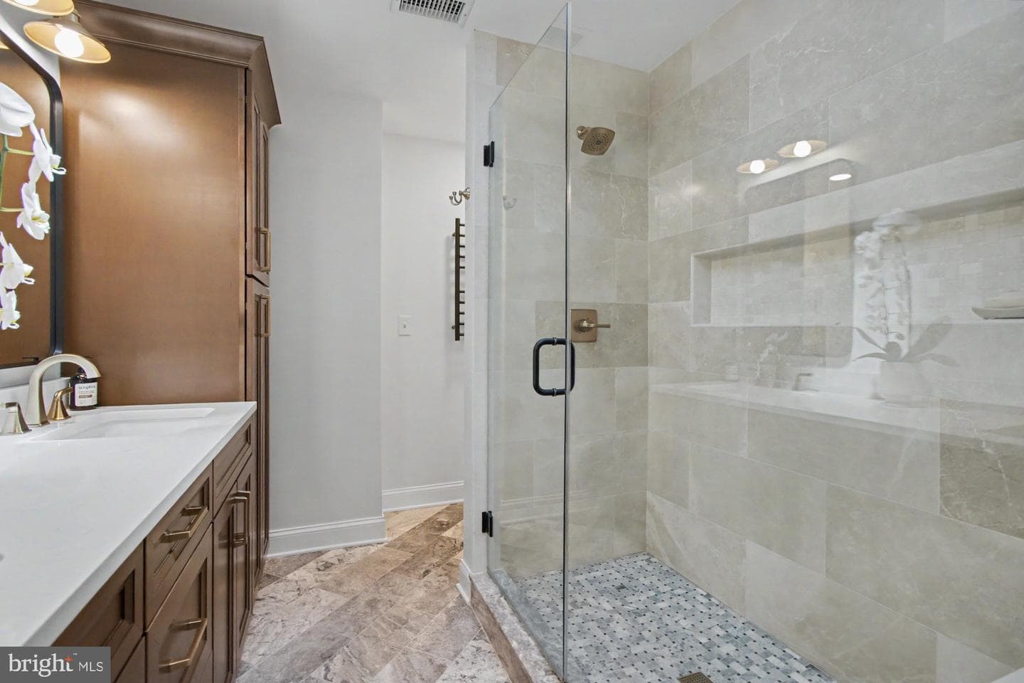 2100 Blue Mount Road photo 34